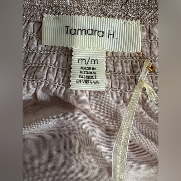 Tamara H NWT pink champagne floral metallic sheer blouse shirt size medium - Picture 13 of 16